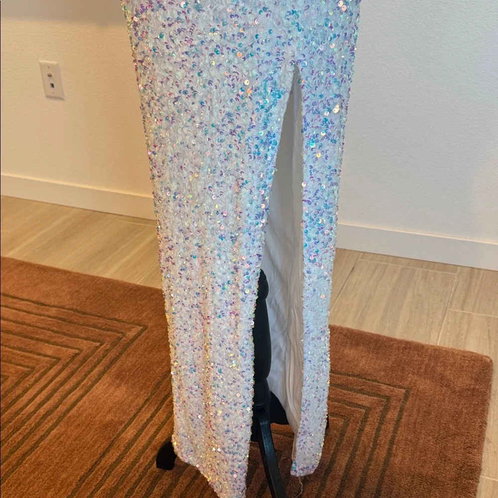 B. Smart White Sequin Prom Dress - Picture 11 of 15